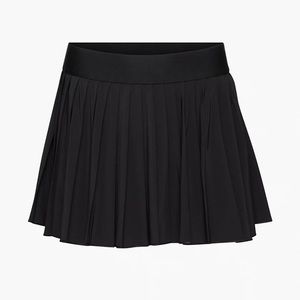 Aritzia TnaMOVE Tennis Pro Micro Skirt
